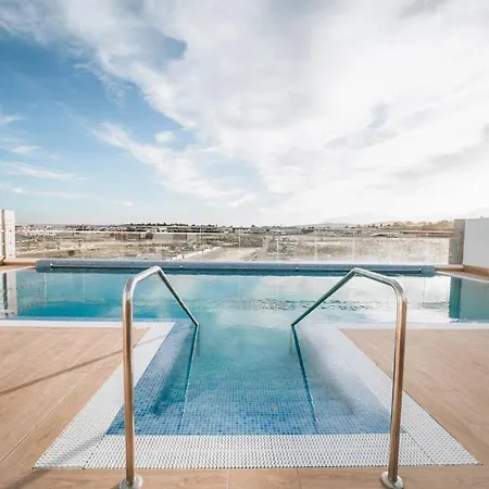 Lejlighed 2bdr New With Pool *