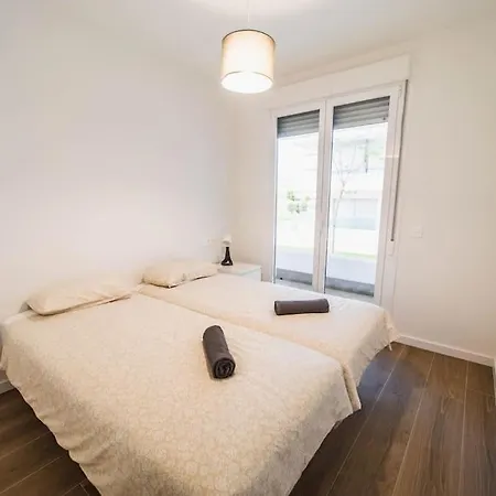 2bdr New With Pool Apartment *